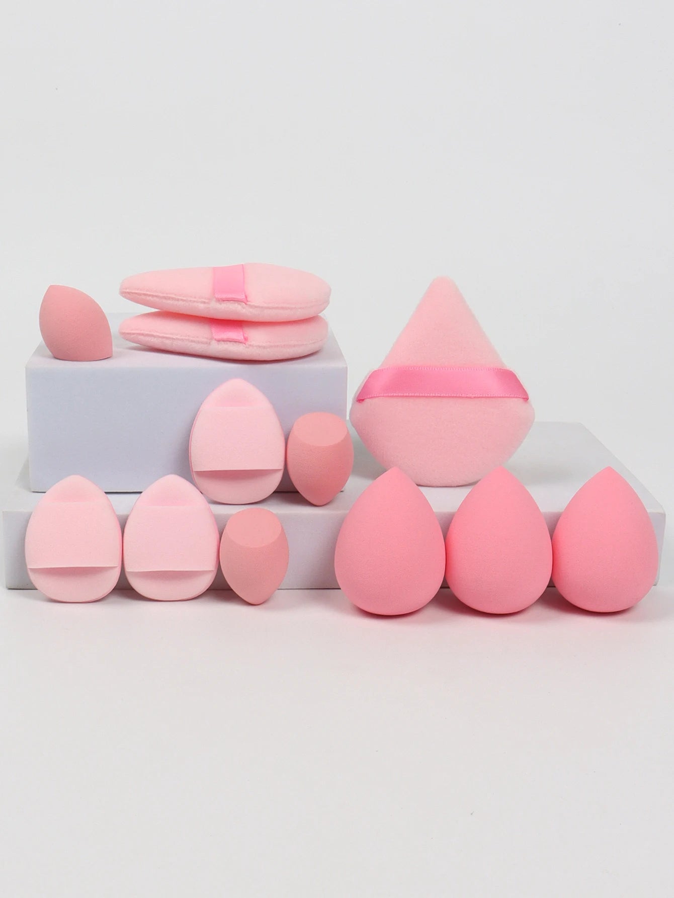 Ensemble Éponges Maquillage 12 Pièces — Houppettes & Œufs de Beauté