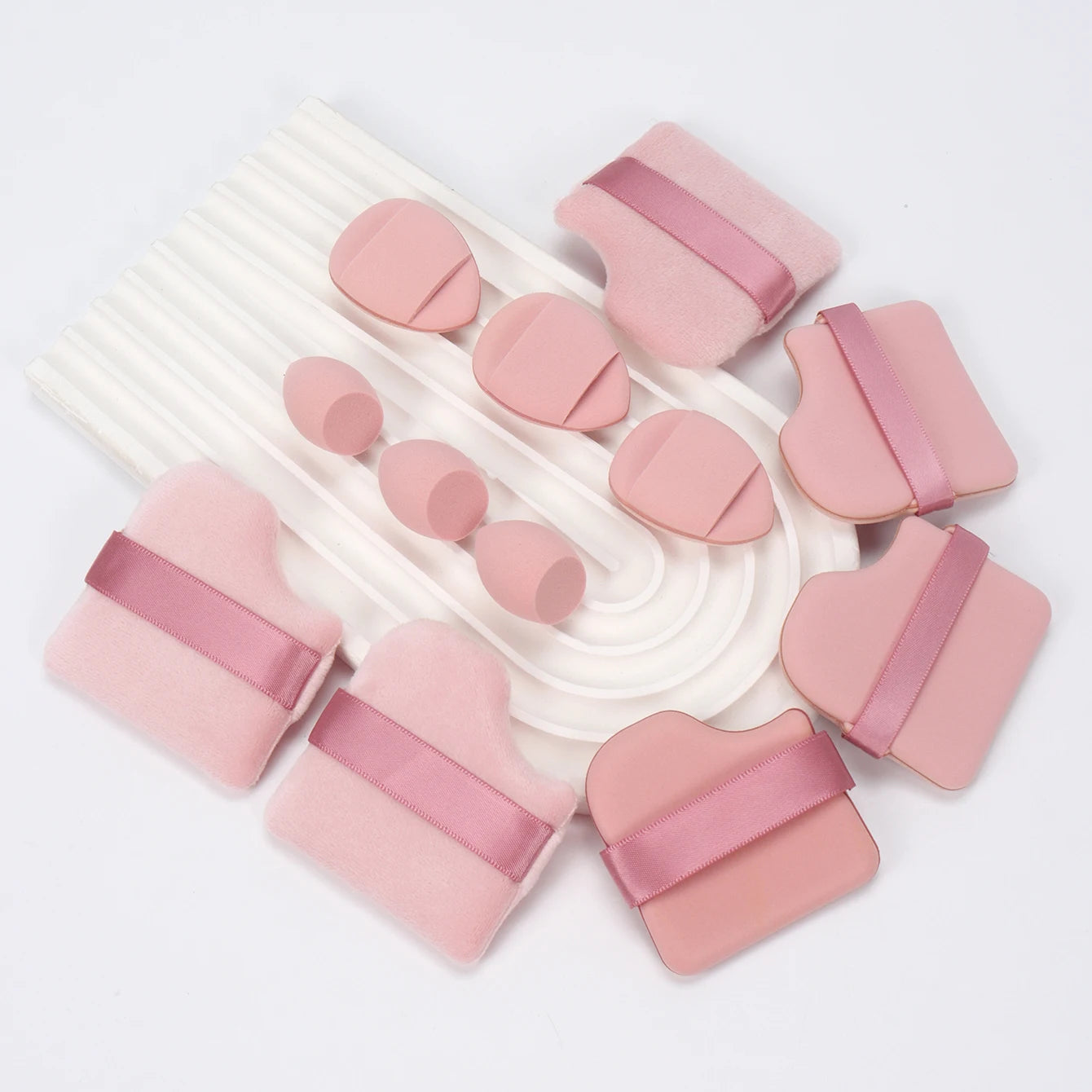 Ensemble Éponges Maquillage 12 Pièces — Houppettes & Œufs de Beauté